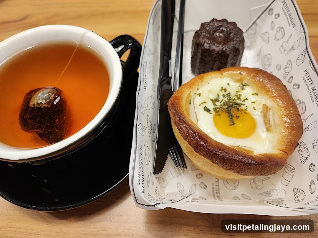 Breakfast with Egg Tart and Tea