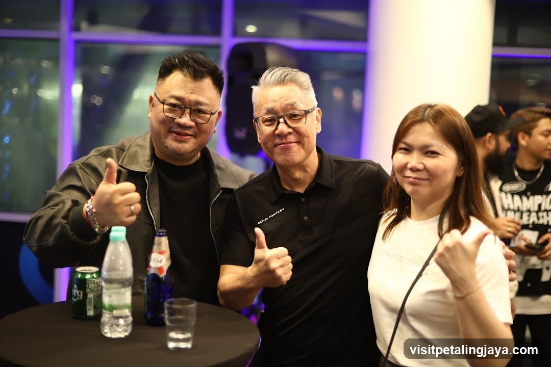 Group photo at event