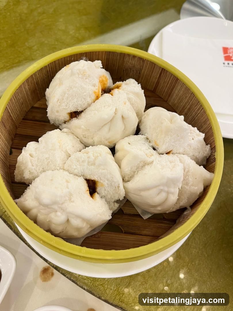 Steamed Buns in Bamboo Steamer