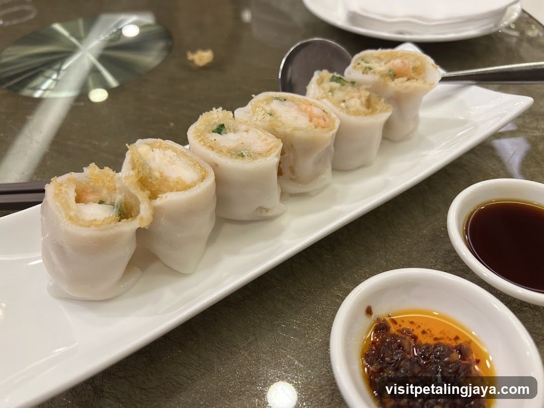 Shrimp Rice Rolls with Dipping Sauces