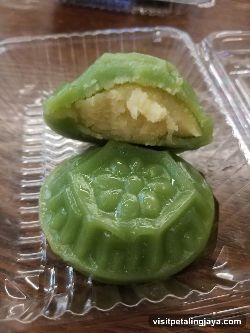 Green Dessert with Cream Filling