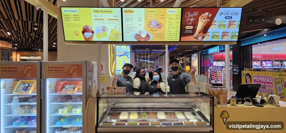 Inside Scoop IOI Mall Damansara