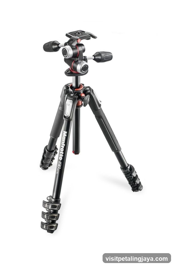 Manfrotto Tripod
