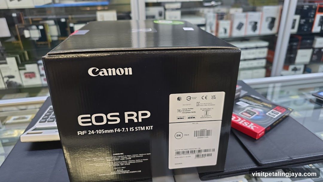 Canon EOS RP Camera Box Display