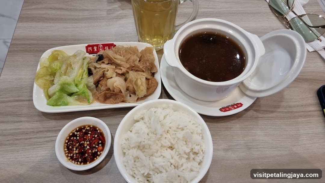 Ah Yip Herbal Soup - IOI Mall Damansara