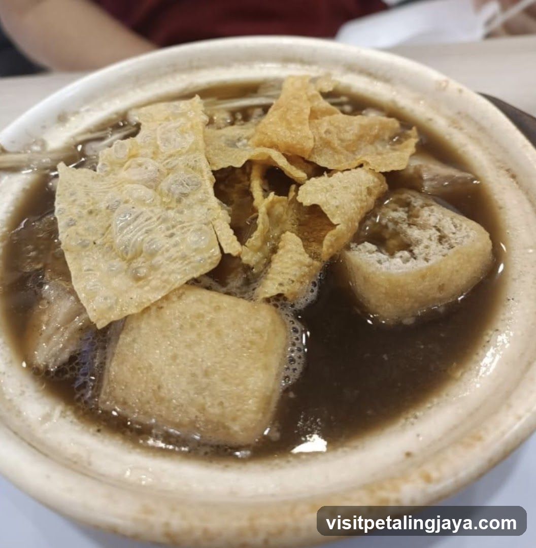 Soup with Tofu and Crispy Skin