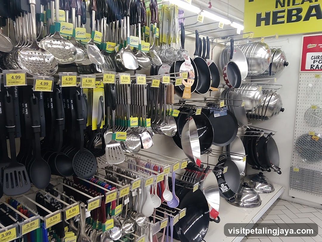 Kitchen Utensils Display