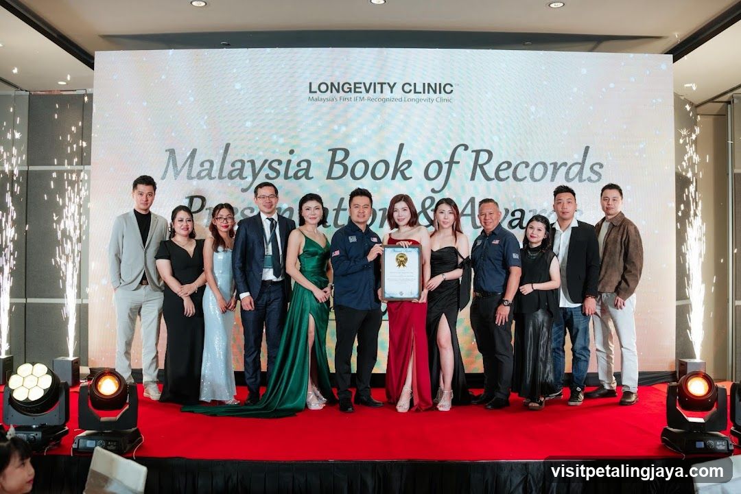 Longevity Clinic Malaysia Book of Records Presentation & Awards