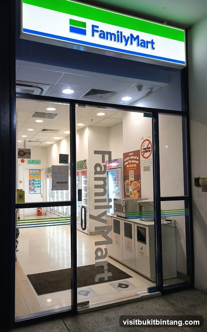 FamilyMart Amcorp Mall