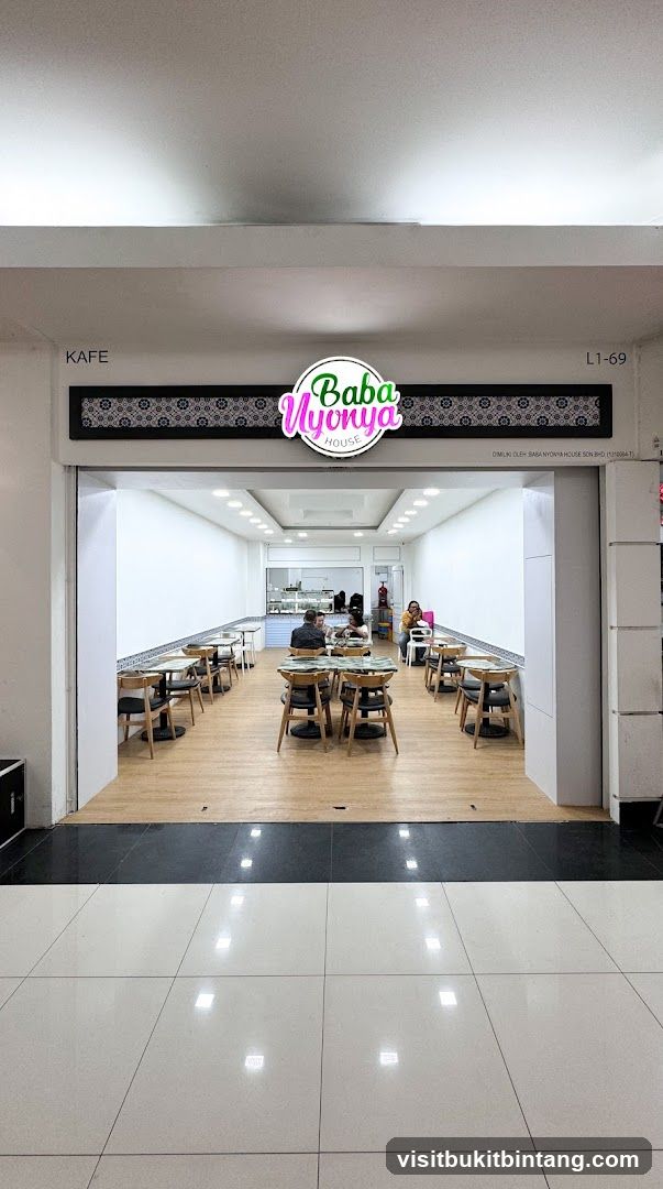 Baba Nyonya House @ Amcorp Mall