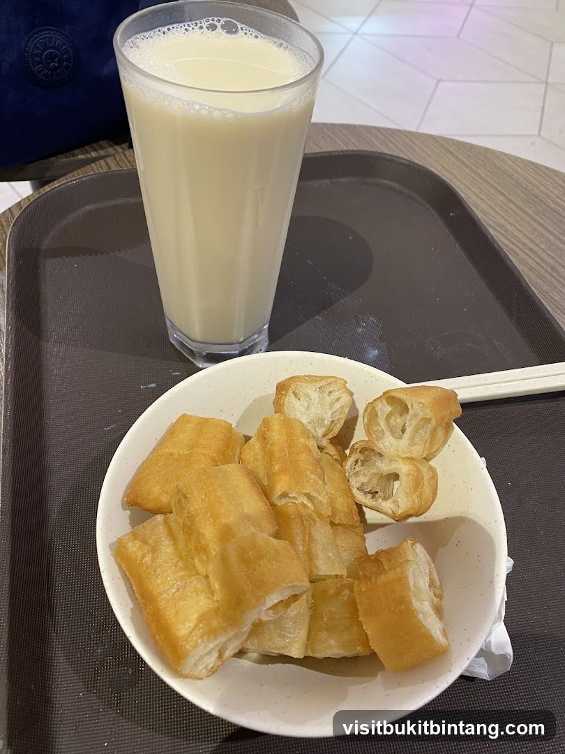 Soy Milk and Fried Dough Sticks