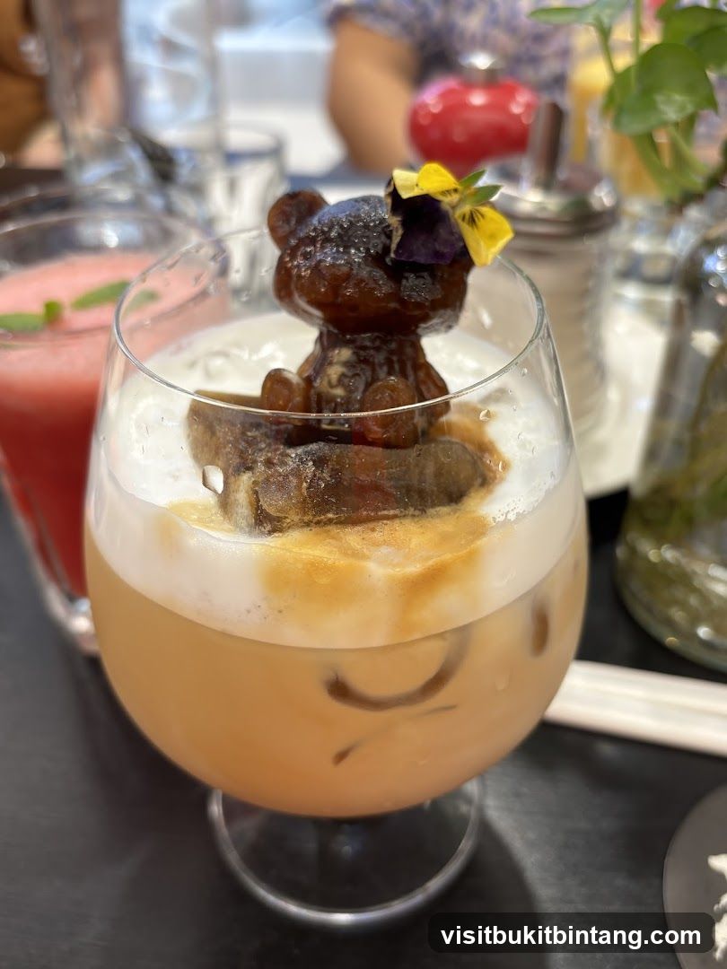 Iced Coffee with Bear-Shaped Garnish