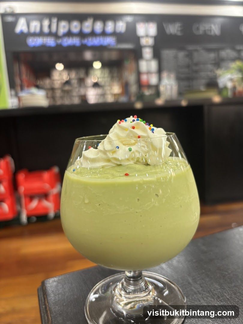 Green Smoothie with Whipped Cream