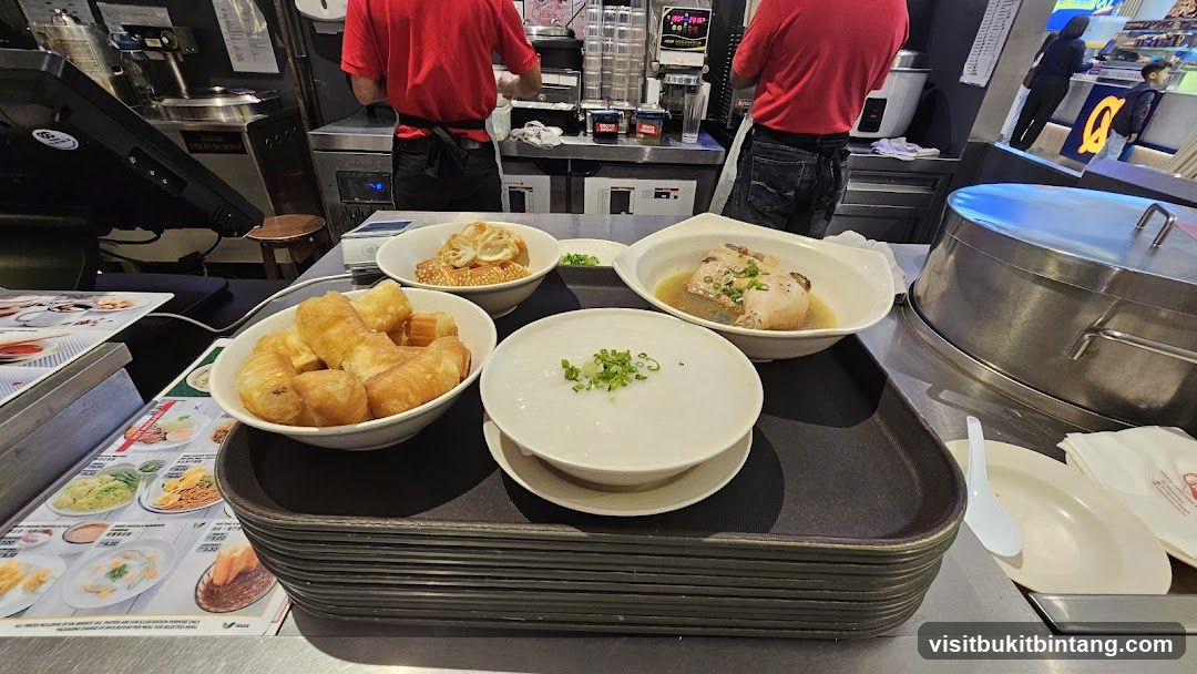Congee and Fried Dough Sticks