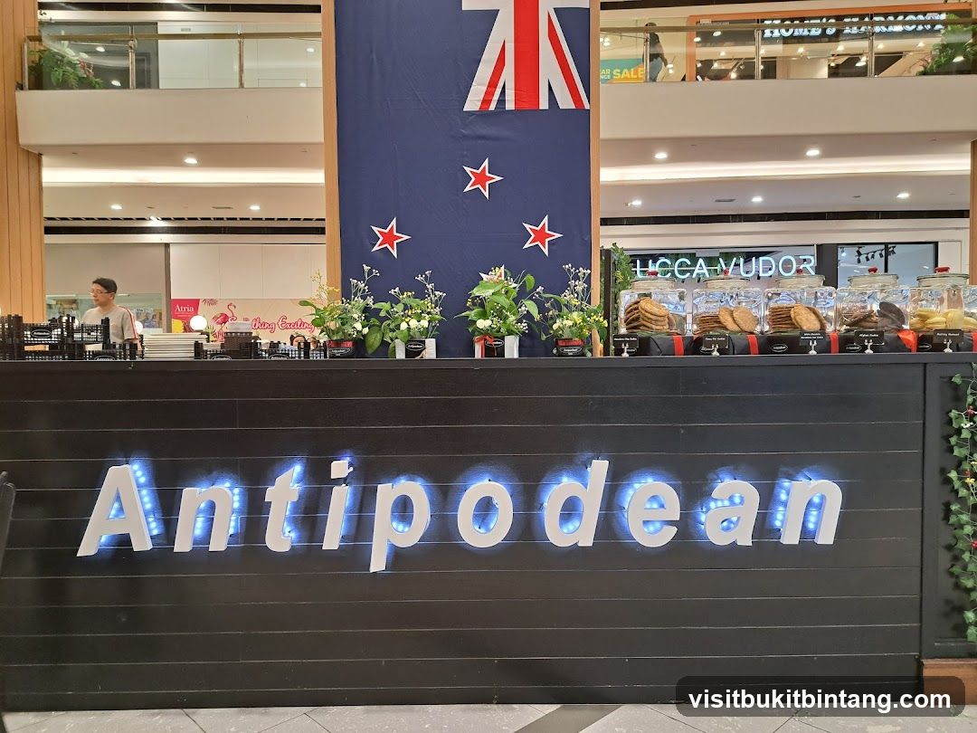 Antipodean Cookie Display