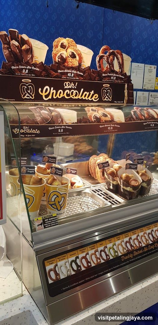 Chocolate Pretzel Display