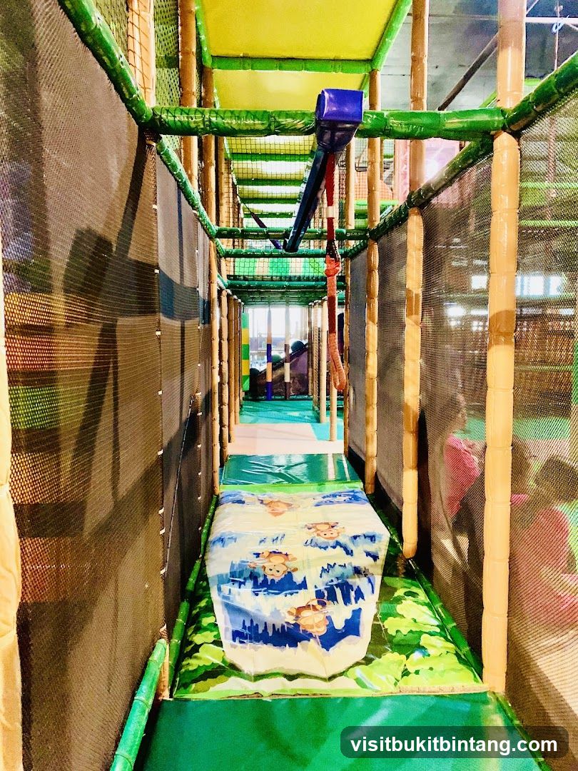 Indoor Playground Tunnel