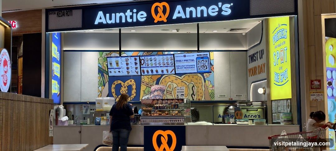 Auntie Anne’s @ The Starling