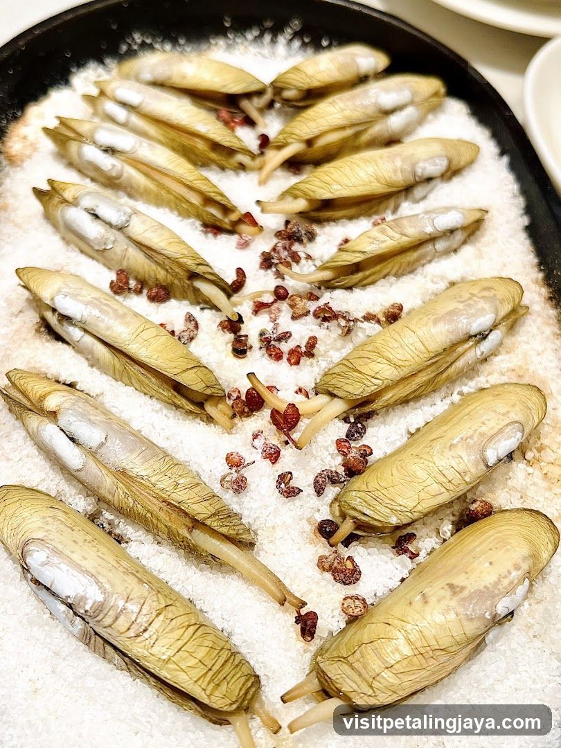 Salt Baked Mussels with Peppercorns
