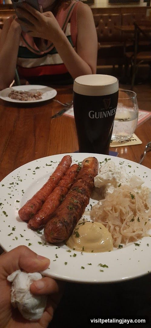 Sausage Plate with Guinness