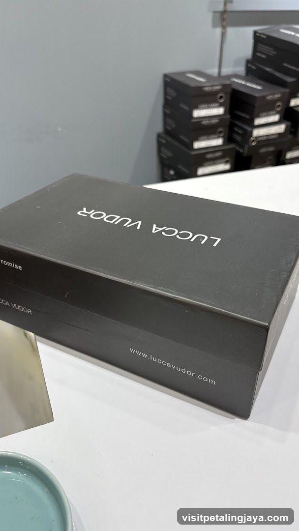 Product Boxes Display