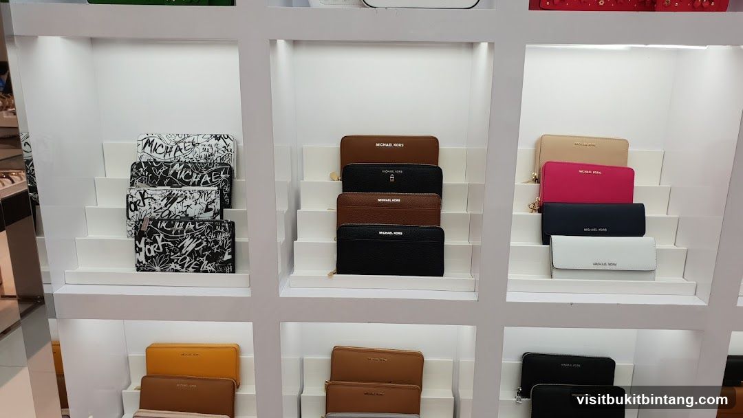 Michael Kors Wallets Display