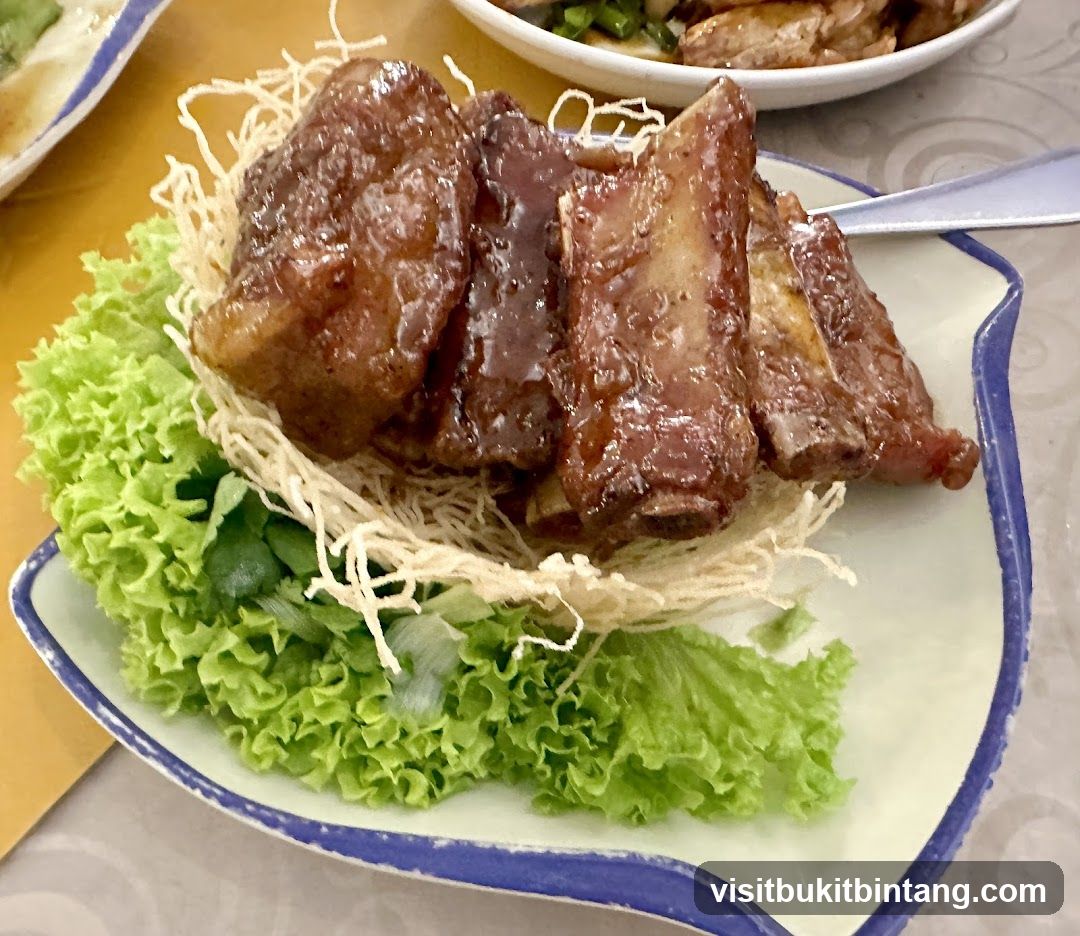 Glazed Ribs with Lettuce