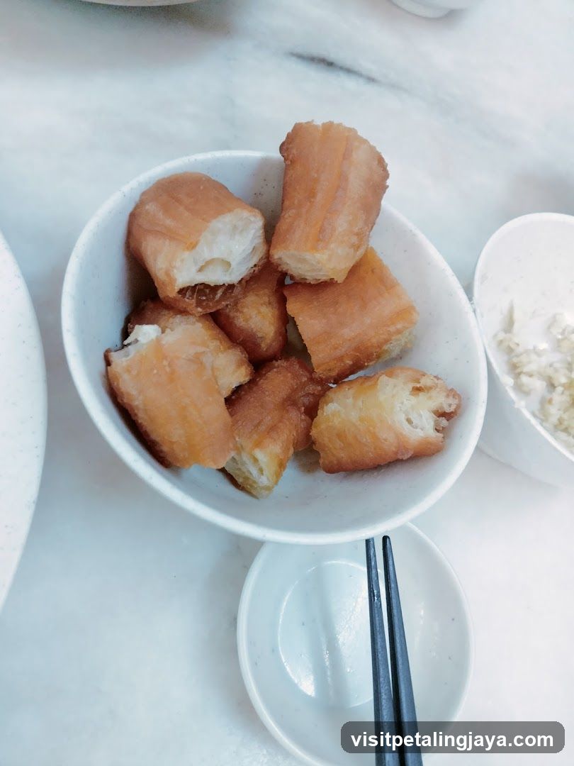 Fried Dough Sticks with Soy Milk