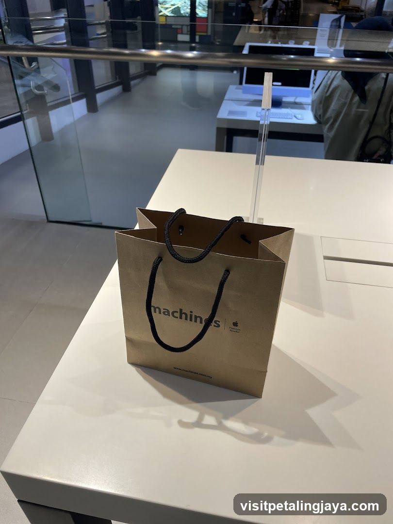 Apple Store Shopping Bag