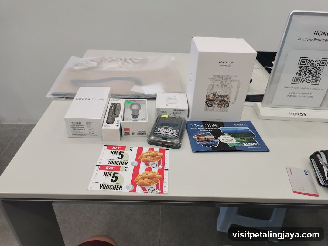 Honor Gift Box Display with Vouchers