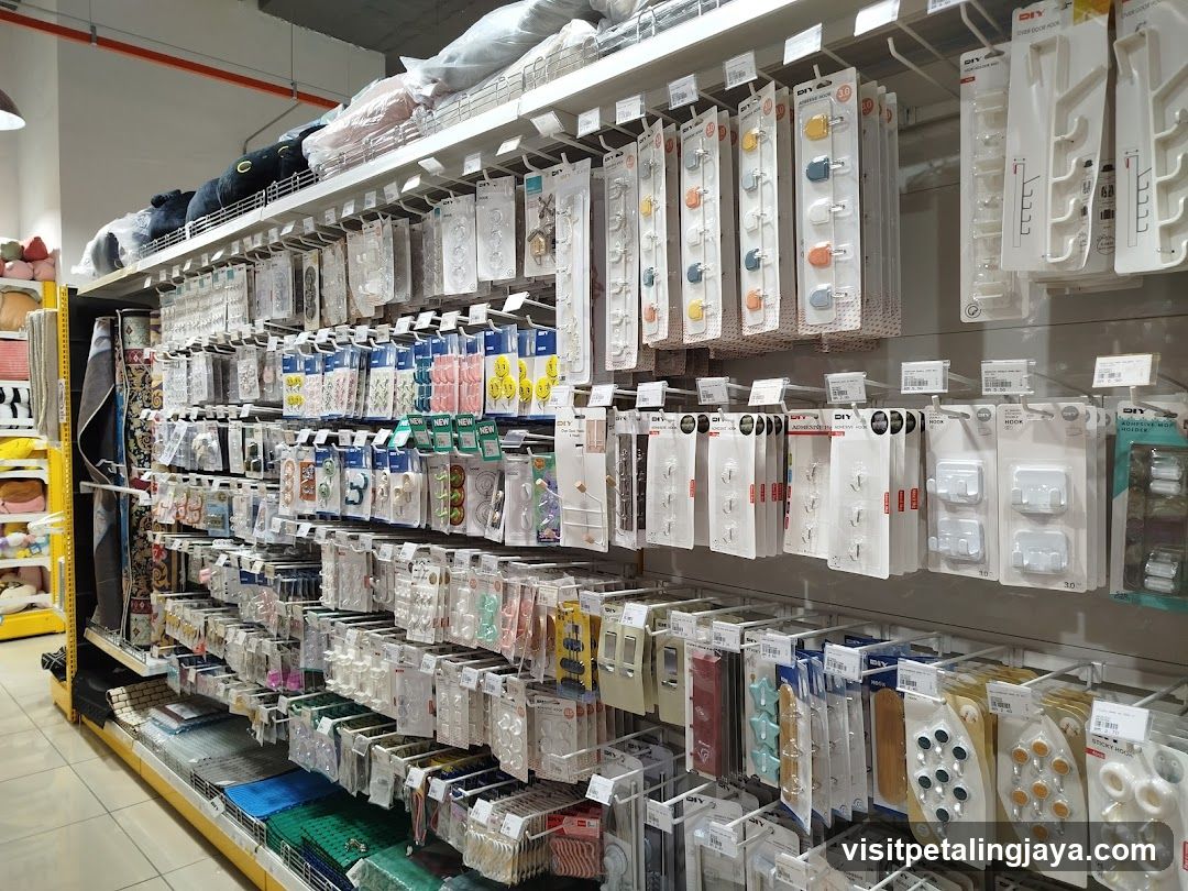 Organized Store Aisle