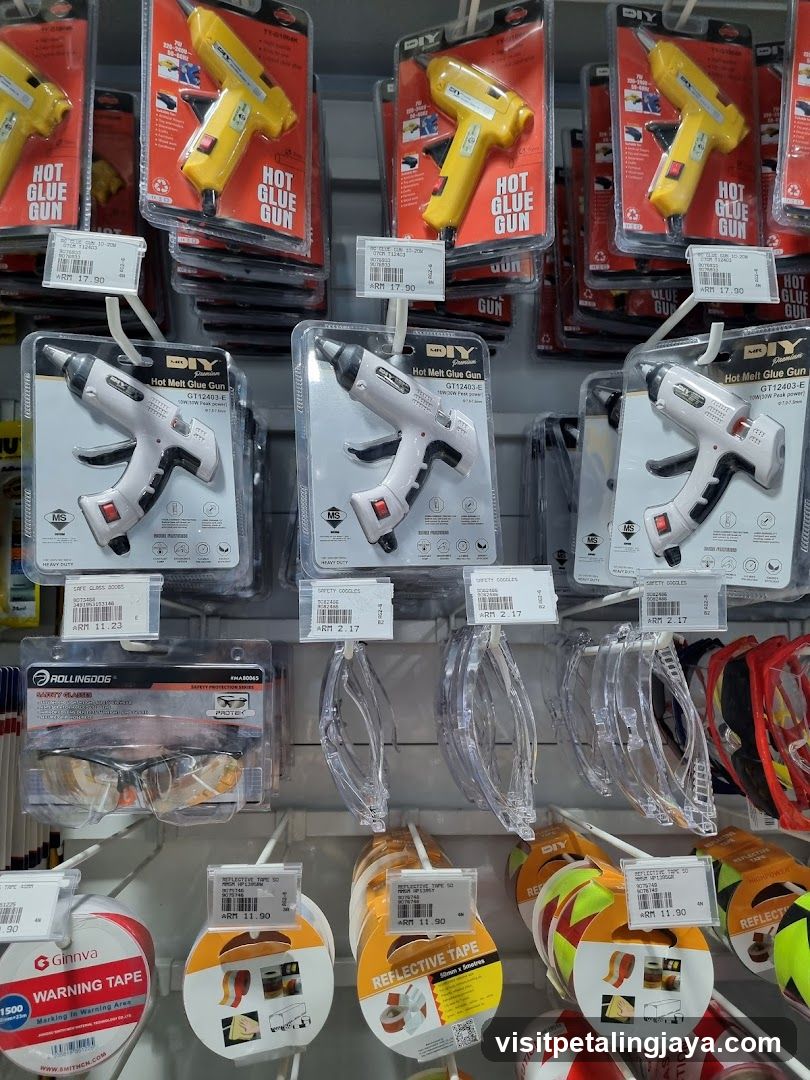 DIY Store Shelf Display