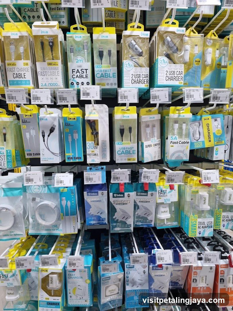 Electronics Accessories Display
