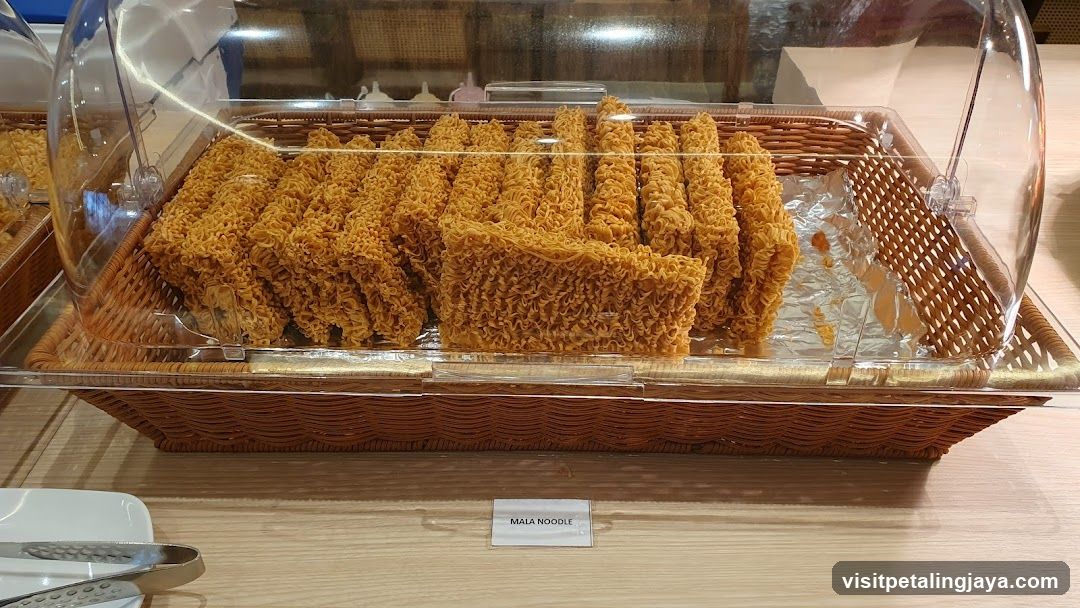 Mala Noodle Display