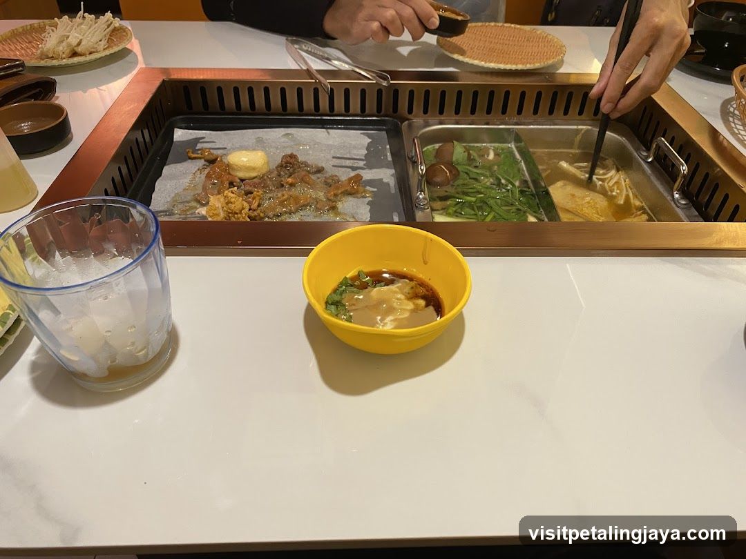 Hot Pot Dining Table