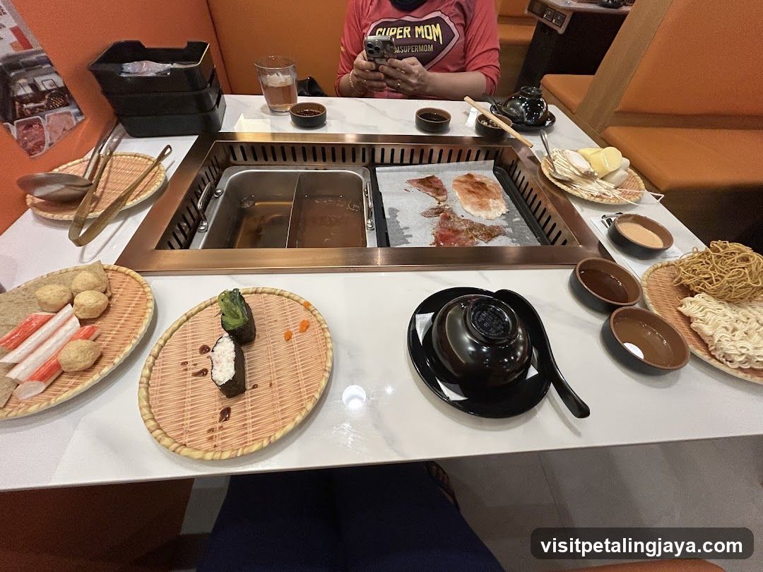 Hot Pot Dining Table