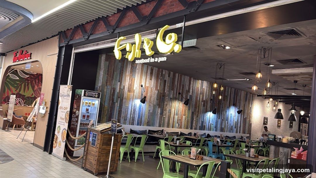 Fish & Co. 1 Utama