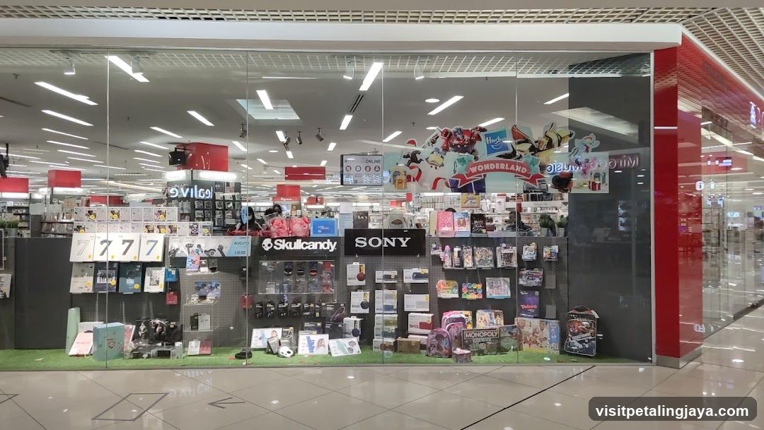 POPULAR Bookstore 大众书局 | 1 Utama
