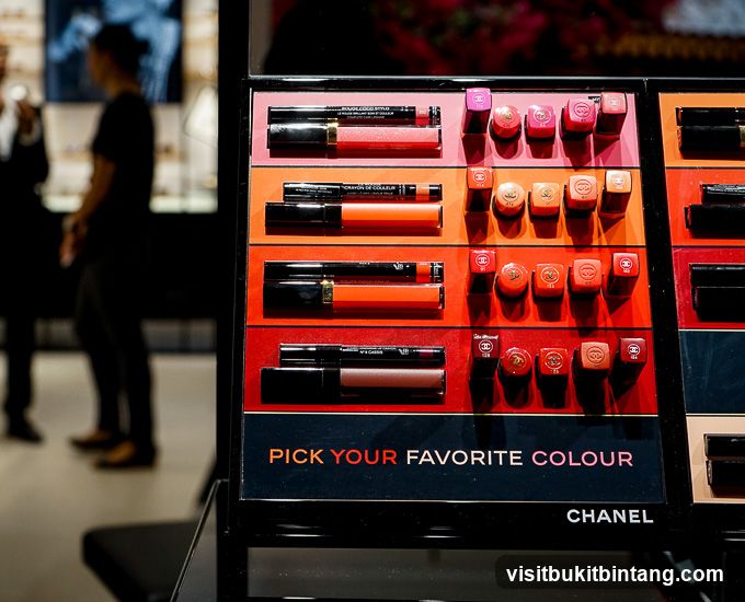 Chanel Lipstick Display