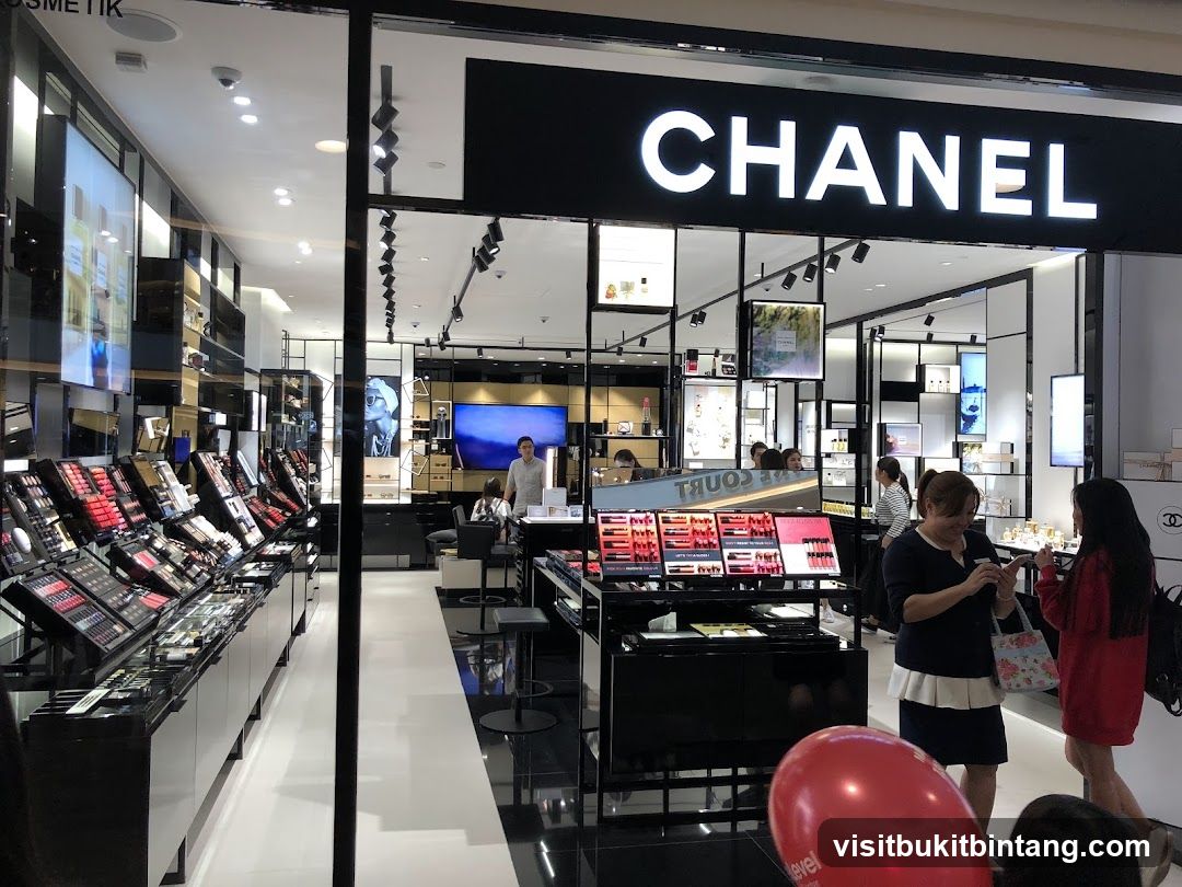 Chanel Storefront