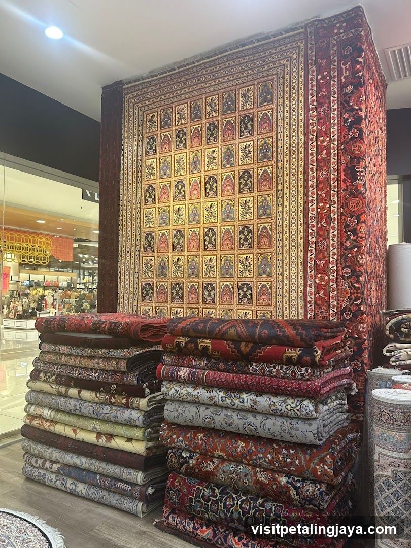 Rug and Carpet Display