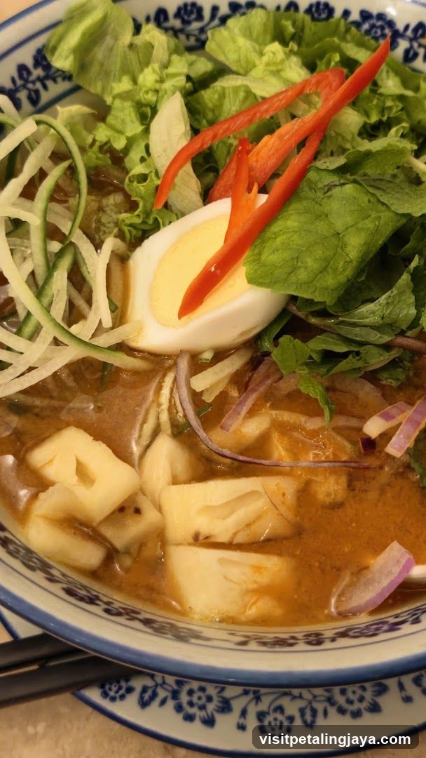 Curry Ramen Bowl