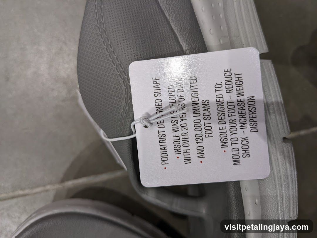 Shoe Tag Detail