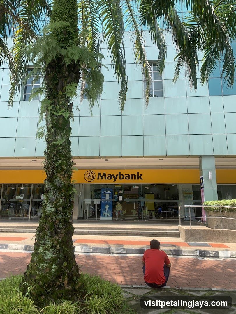 Maybank (Mutiara Damansara, PJ)
