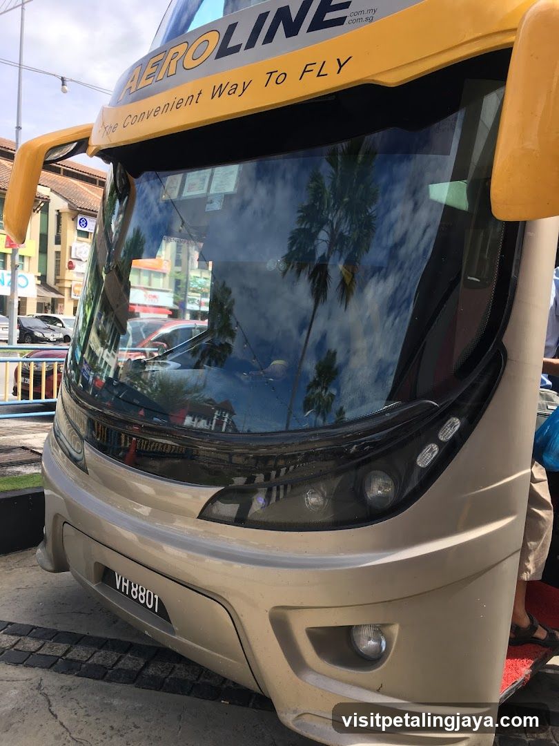 Aeroline Bus Front View