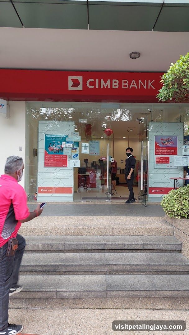 CIMB Bank - The Curve | North Entrance