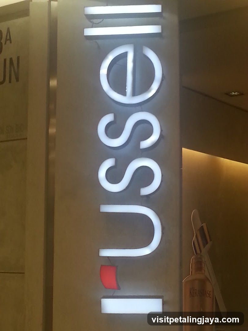 Russell Salon