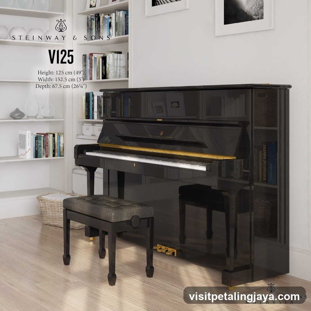 Steinway & Sons V125 Piano