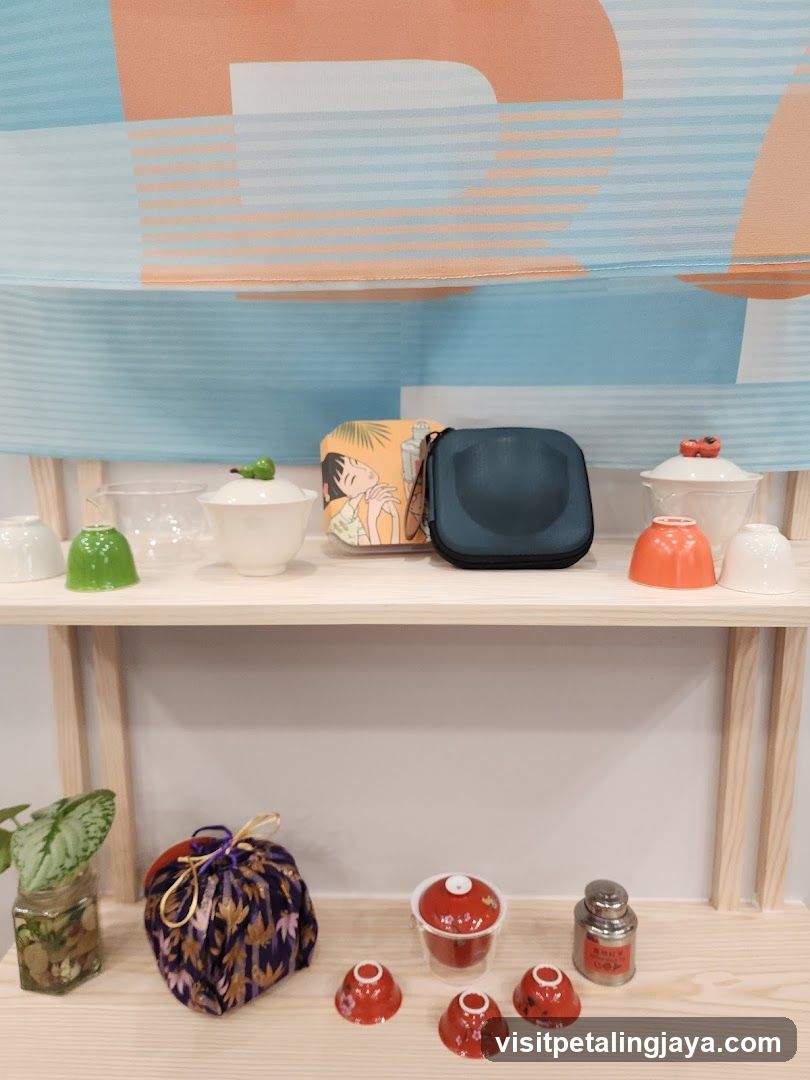 Tea Set Display Shelf