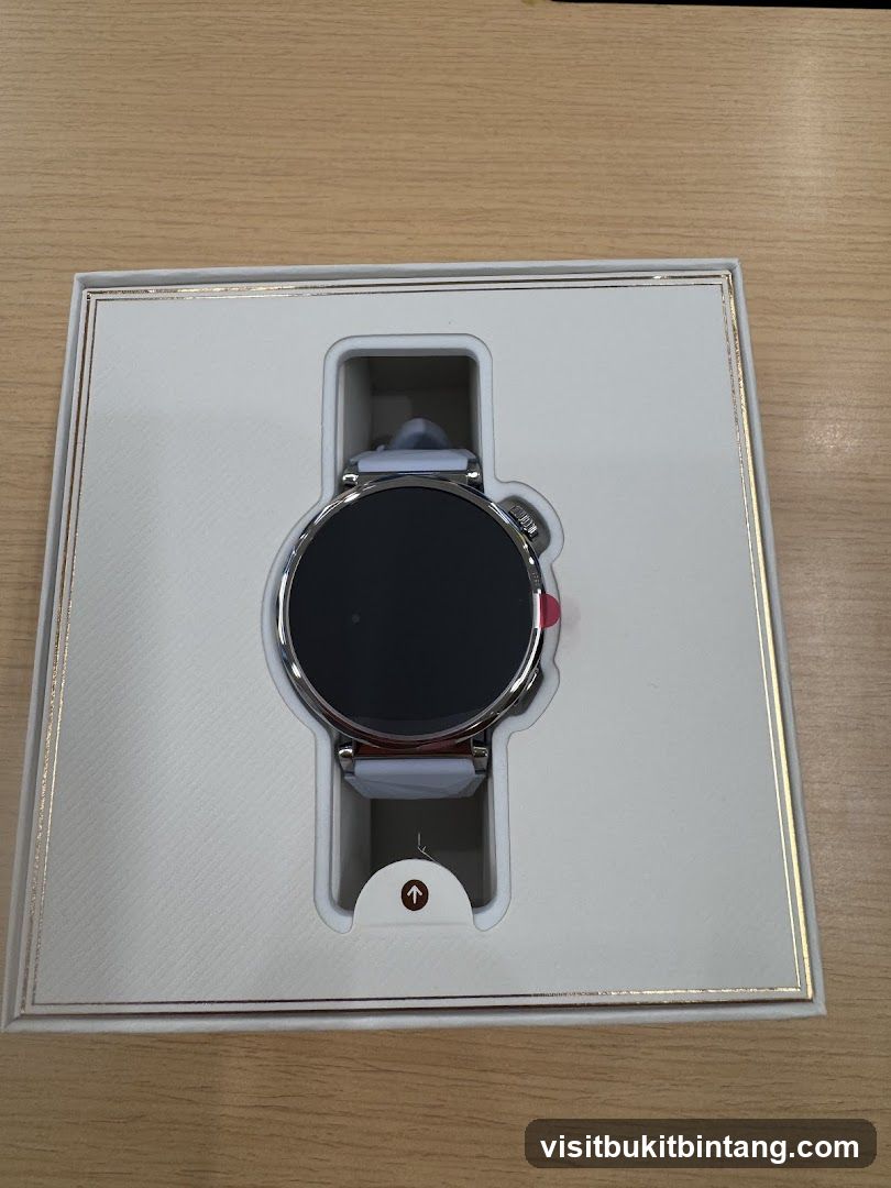 Smartwatch in Packaging